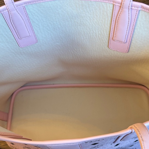 MCM Soft Pink Medium Liz Shopper - Picture 13 of 15